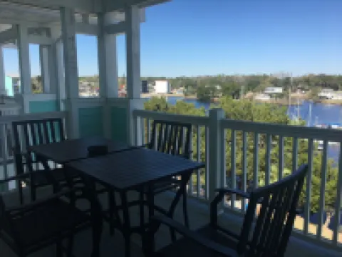 Water Front, Pool and Boat Slip