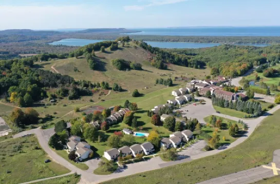 2 bed, 21/2 bath condo, heated pool