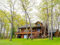 Tranquil Lakefront Log Cabin with Breathtaking Views.