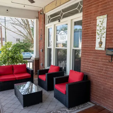 Erin's Oasis in Richmond