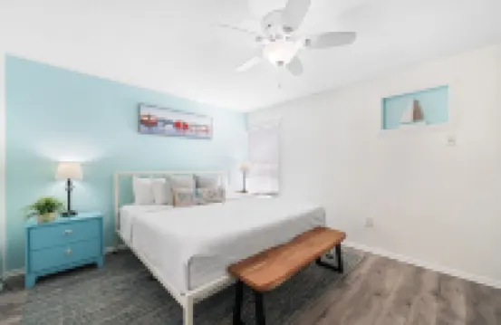 Siesta Key Beachside Condo-direct beach access