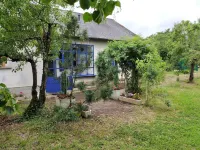 Maison de Vacance Tout Confort Avec Piscine Hotel di Saint-Benoit-du-Sault