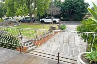 Doncaster Brick Family Home Hotels in Doncaster