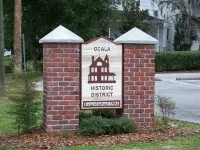 Beautiful 3 bedroom apt Historic Ocala 1891