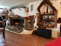 Traditional Sardinian Semi-Basement Tavern - 5 Min from the Sea in Ogliastra