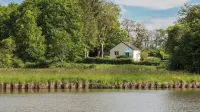 Villa Proche Briare, au Bord du Canal, en Pleine Nature - Villas