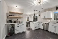 The House On Main Hotels in Clay County