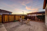 NEWLY FURNISHED! RECENTLY RENOVATED! CUTE SPACE! CLOSE TO SFO!