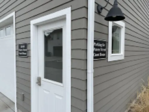 Luxury Studio in Desirable Bozeman Neighborhood