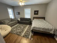 Luxury Multi Floor Single Family with Roof Deck & Hot Tub 4/5 Bedrooms 3.5 Baths - balcony
