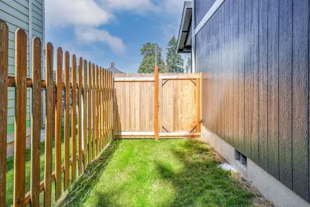 Beautiful home in North Tacoma historical district Отели рядом с достопримечательностью «Greater Tacoma Convention & Trade Center»