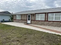 Island Cottage-Boat Ramp End of Street! Walk to Jug Creek Marina! - 3-Star