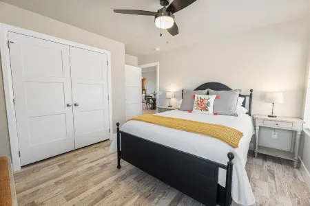 BLACK SHEEP INN Newly Constructed Rambouillet #4 of 4 Units