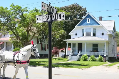The Historical Franklin House Hotels near Zak & Mac's Chocolate Haus