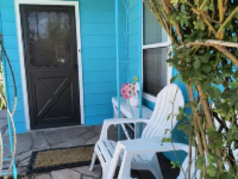 OLD WEST HIDEOUT - Large 2 Bedroom, One Block from Historic Route 66! Hotels in Seligman