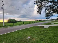 Cabin with Boat Dock Hotels in Okeechobee County