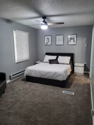 Kokomo's Mini Manor, great cozy place to stay! Hotels near Walgreens