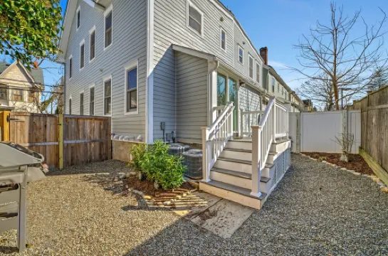 Palmer Square 1BR w/ Private Patio