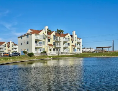 Ocean Views - Lake Front Condo Walking Distance to the Beach! Wonderful Views!