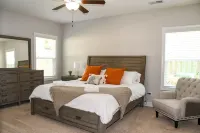 Pinehurst Golf Retreat, Pool Table, Fire Pit! Các khách sạn ở Moore County