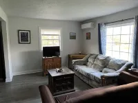 Ideal Spot for Fall Adventures - 10 Min. from Ligonier. Pets Welcome.