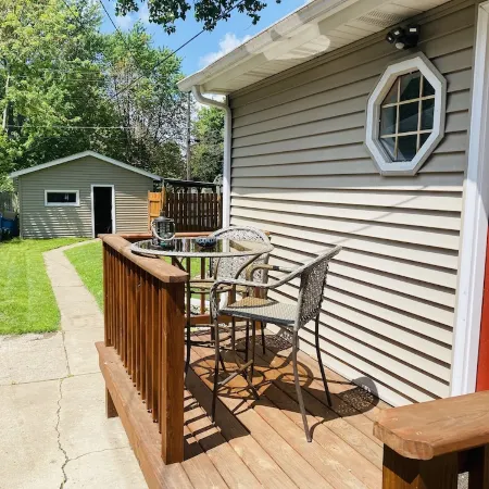 Cozy Lodge Theme Home in Beautiful Hudson, WI