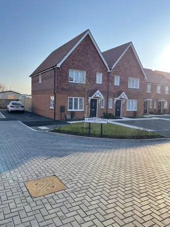 Stylish & Cosy Home Located in Bracklesham Bay - 8 Minute Walk to the Beach Отели рядом с достопримечательностью «Университет Чичестер»