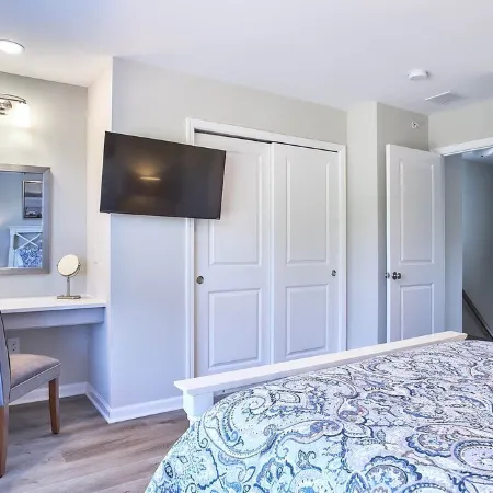 New Condo! Minutes from Sand Springs Golf Course & Wedding/Event Venue