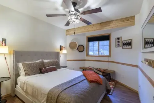 Fabulous Cabin w/Hot Tub + Game Room