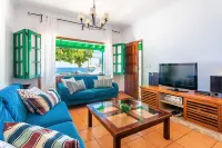 Canarian villa with fabulous views of the Atlantic Sea Playa Honda住宿飯店