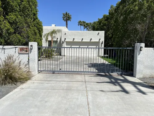 Modern Hollywood Themed Desert Oasis - DOG FRIENDLY #052422