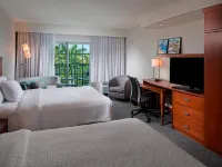 Courtyard Fort Lauderdale Airport & Cruise Port Hotels near Bass Pro Shops