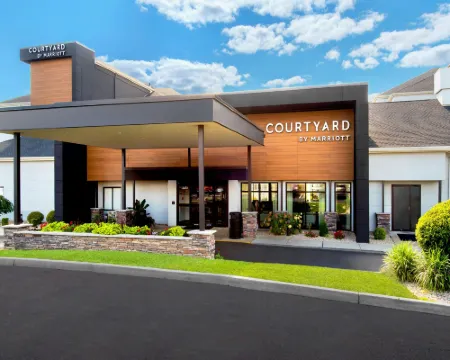 Courtyard New Haven Orange/Milford Hotels in Orange