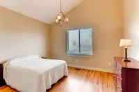 60 Minutes to Ski Country, 15 Minutes to Downtown Denver