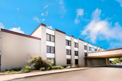 Clarion Hotel Hotels near Walmart Supercenter