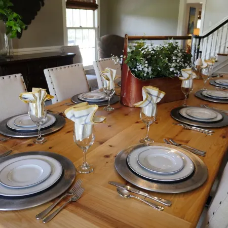 Willow Pond Nashville, A Private Luxury Five-Star Farmhouse Great for Lg Groups!