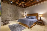 Historic Downtown Morganton Loft  w/ Original 1900's Charm/Walk/Shop/Dine