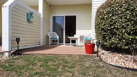 Hatteras 1 Bedroom Condo with Pool  Best Beaches are at the End!!!  Ground Floor Отели в г. Хаттерас