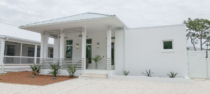 Location, comfort, and 5 beach accesses to more than one mile of deeded beach! Hotele w: Walton County