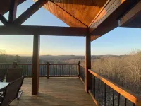 CLEAR VIEW CABIN - only 1 mile from Van Buren & Current Rvr @ Big Spring Park!