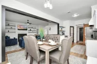 10min from Fort Bend Epicenter 13min from Memorial Herman Stylish 4 Bedroom Home