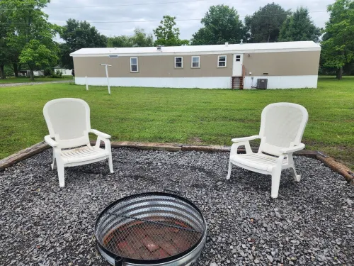 Georgie's Getaway!  Beautiful stay on 6 acres just minutes from the lakeside