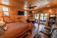 Private Getaway 10 Mins From Hunter & Windham Mountain
