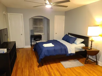 Adorable 3 bedroom with large backyard great for family fun