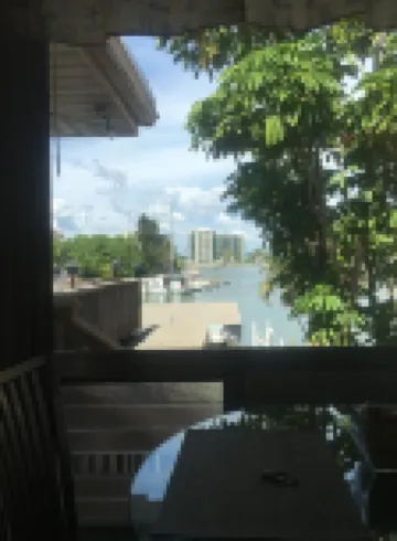 Spacious 1 bedroom with a fantastic view!Apt7