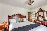 VICTORIAN PARADISE WITH INTELLIBED BED IN DOWNTOWN CAMPBELL