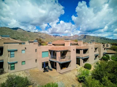 Luxurious Desert Casita at The Greens, Catalina Foothills Hotels near Sabino Canyon Recreation Area - Cactus Ramada 1