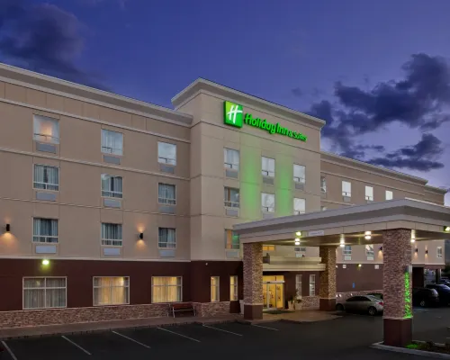 Holiday Inn & Suites KAMLOOPS by IHG Hotels in Kamloops