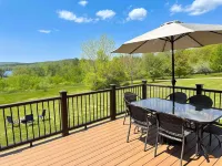 Amazing Lake View~Wood Stove~Deck~Outdoor Shower Hotels in Oxford