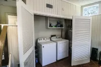 Belhaven Beauty  3Br/2BA Near Belhaven College & Med Center
